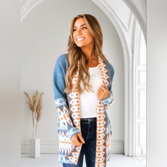 The Unbranded Brand Sweaters - Chic Blue Aztec Cardigan Sweater Boutique Item